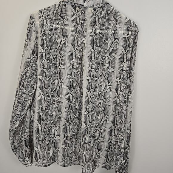 Lovestitch Snake Print Wrap Blouse LARGE Black Ivory Hi-Low Flowy Sheer Boho - Picture 6 of 7